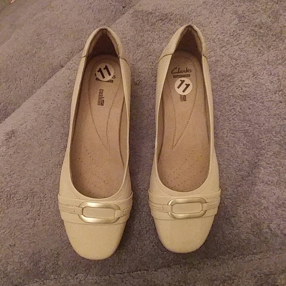 NWOT Clark's Women's Leather Flats